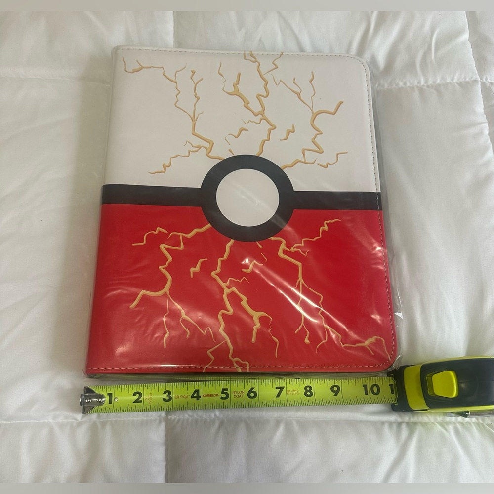 New Pokemon Card Binder, Holds 900 Cards total, 50 Removable Sleeves - Picture 3 of 4